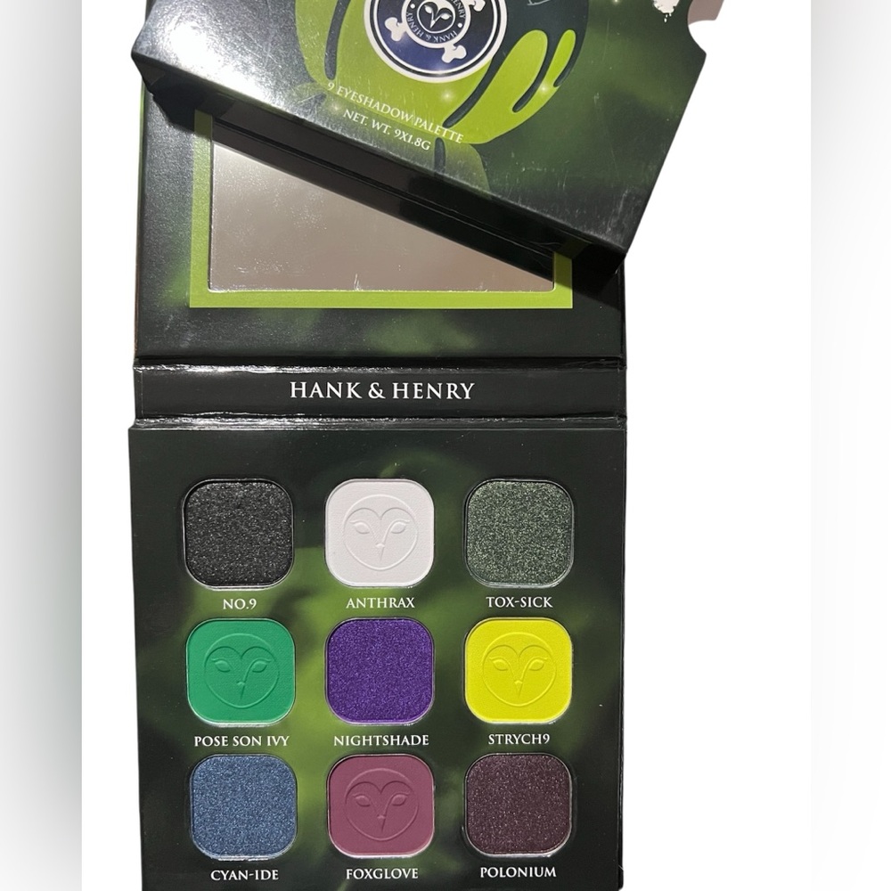 Hank & Henry Poison Eyeshadow Palette - 9 Shade Set